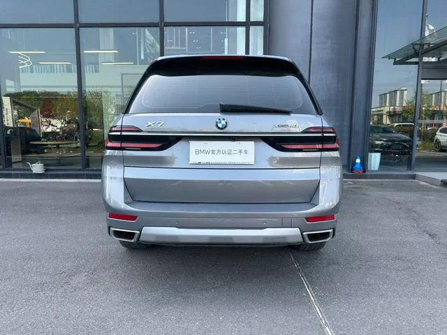 BMW X7 2023 xDrive40i Leading Luxury Set exterior photo 5 BMW X7 2023 xDrive40i Leading Luxury Set exterior photo 5