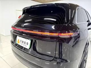 Li Auto L7 2025 Ultra Smart Rejuvenation New Edition exterior photo 7
