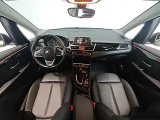 BMW 2 Series Touring 2016 218i Traje de diseño deportivo exterior foto 6 BMW 2 Series Touring 2016 218i Traje de diseño deportivo exterior foto 6