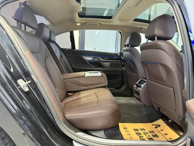 BMW 7 Series 2016 730Li Leading Type interior photo 10 BMW 7 Series 2016 730Li Leading Type interior photo 10