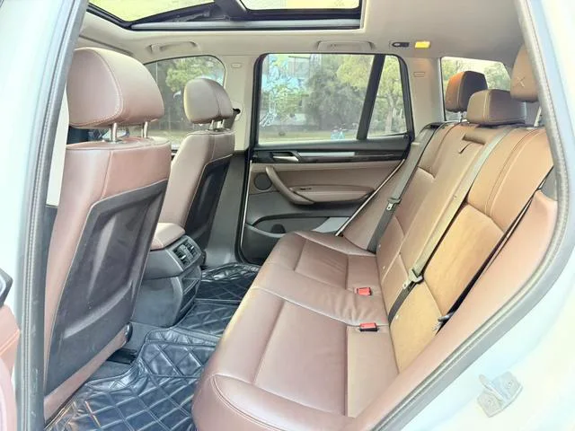 BMW X3 2014 xDrive20i X Design Suit interior photo 10