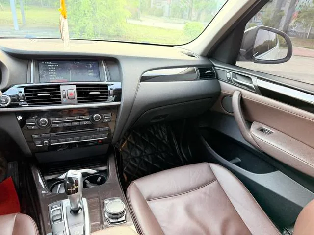 BMW X3 2014 xDrive20i X Design Suit interior photo 16