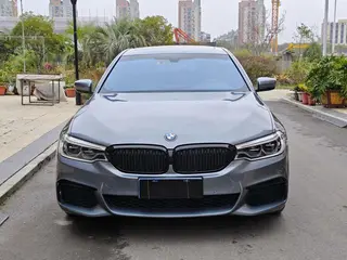 BMW 5 Series 2020 525i M Sports suit exterior photo 2 BMW 5 Series 2020 525i M Sports suit exterior photo 2