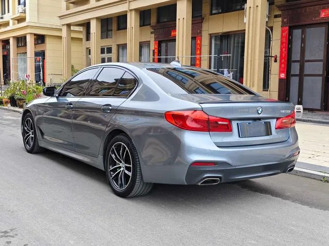 BMW 5 Series 2020 525i M Sports suit exterior photo 4 BMW 5 Series 2020 525i M Sports suit exterior photo 4