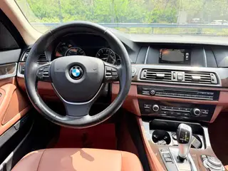 BMW 5 Series 2017 525Li Set de diseño de lujo interior foto 14 BMW 5 Series 2017 525Li Set de diseño de lujo interior foto 14