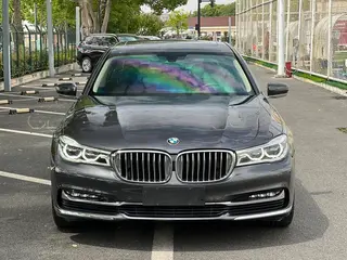 BMW 7 Series 2017 740Li Leader extérieur photo 2 BMW 7 Series 2017 740Li Leader extérieur photo 2