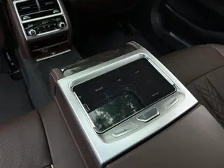 BMW 7 Series 2017 740Li Leader intérieur photo 16 BMW 7 Series 2017 740Li Leader intérieur photo 16