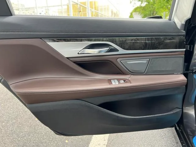 BMW 7 Series 2017 740Li Leader intérieur photo 18 BMW 7 Series 2017 740Li Leader intérieur photo 18