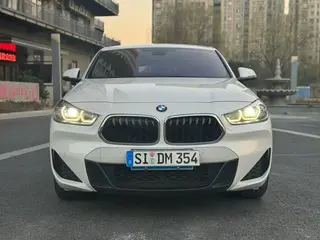 BMW X2 2020 sDrive25i Leading Type M Sports suit exterior photo 3 BMW X2 2020 sDrive25i Leading Type M Sports suit exterior photo 3