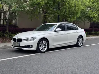 BMW 3 Series 2016 320Li Style tendance