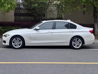 BMW 3 Series 2016 320Li Fashionable exterior photo 3