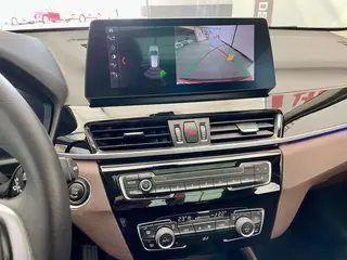 BMW X1 2020 sDrive25Li Leading Type interior photo 10