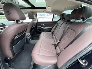 BMW 3 Series 2020 325Li M Conjunto deportivo interior foto 10 BMW 3 Series 2020 325Li M Conjunto deportivo interior foto 10