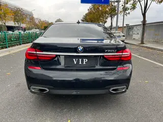 BMW 7 Series 2018 730Li Leading Type M Sports suit interior photo 18