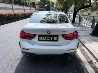 BMW 1 Series 2020 125i Leading Type M Sports suit interior photo 8 BMW 1 Series 2020 125i Leading Type M Sports suit interior photo 8
