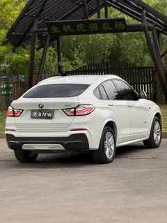 BMW X4 2016 xDrive20i M Sporty interior photo 9