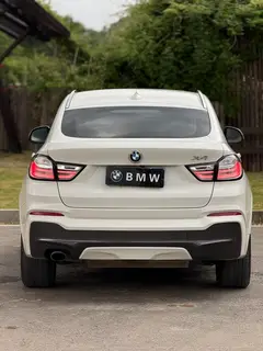 BMW X4 2016 xDrive20i M Sporty interior photo 10