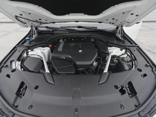 BMW 6 Series GT 2019 630i M Édition du grand voyageur sportif intérieur photo 14 BMW 6 Series GT 2019 630i M Édition du grand voyageur sportif intérieur photo 14
