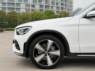 Mercedes-Benz GLC 2022 Segundo cambio GLC 300 L 4MATIC De lujo interior foto 14 Mercedes-Benz GLC 2022 Segundo cambio GLC 300 L 4MATIC De lujo interior foto 14