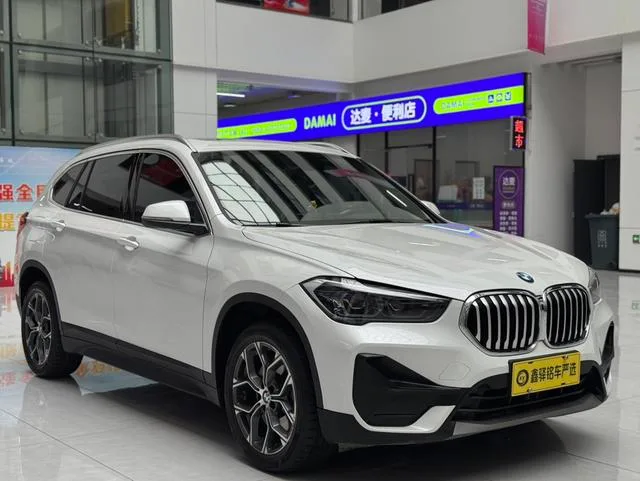 BMW X1 2022 sDrive25Li Líder exterior foto 3