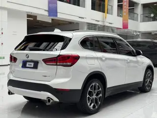 BMW X1 2022 sDrive25Li Líder exterior foto 4