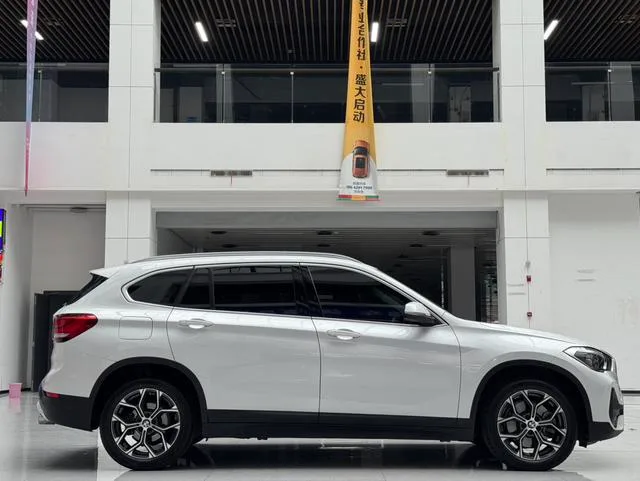 BMW X1 2022 sDrive25Li Líder exterior foto 7
