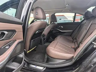 BMW 3 Series 2020 320Li M Sports suit interior photo 7