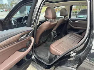 BMW X3 2019 xDrive28i Luxury Set exterior photo 5 BMW X3 2019 xDrive28i Luxury Set exterior photo 5