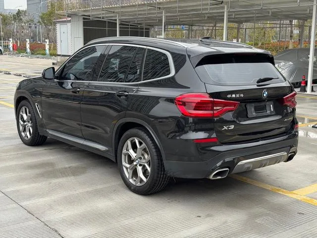 BMW X3 2019 xDrive28i Luxury Set interior photo 7 BMW X3 2019 xDrive28i Luxury Set interior photo 7