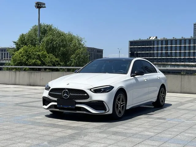 Mercedes-Benz C-Class 2023 Second change C 260 L Hao Night Sports Edition exterior photo 1 Mercedes-Benz C-Class 2023 Second change C 260 L Hao Night Sports Edition exterior photo 1