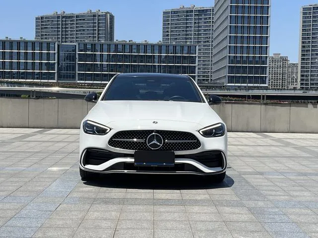 Mercedes-Benz C-Class 2023 Second change C 260 L Hao Night Sports Edition exterior photo 2 Mercedes-Benz C-Class 2023 Second change C 260 L Hao Night Sports Edition exterior photo 2