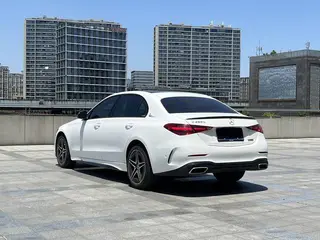 Mercedes-Benz C-Class 2023 Second change C 260 L Hao Night Sports Edition exterior photo 6 Mercedes-Benz C-Class 2023 Second change C 260 L Hao Night Sports Edition exterior photo 6