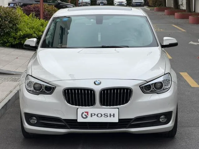 BMW 5 Series GT 2017 528i Leading Type exterior photo 3