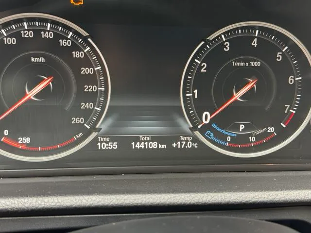 BMW 5 Series GT 2017 528i Leading Type interior photo 18