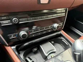 BMW 5 Series GT 2017 528i Leading Type interior photo 20