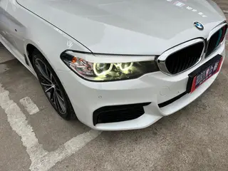 BMW 5 Series 2019 530Li Leading Type M Sports suit exterior photo 2
