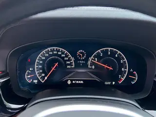 BMW 5 Series 2019 530Li Leading Type M Sports suit interior photo 14
