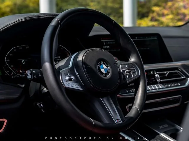 BMW X5 2022 Restyling xDrive 40Li M Sports suit exterior photo 4 BMW X5 2022 Restyling xDrive 40Li M Sports suit exterior photo 4