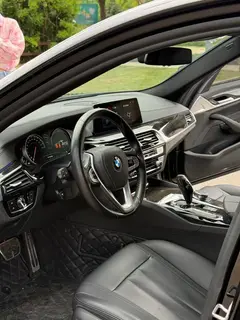 BMW 5 Series 2018 525Li M Sports suit exterior photo 5