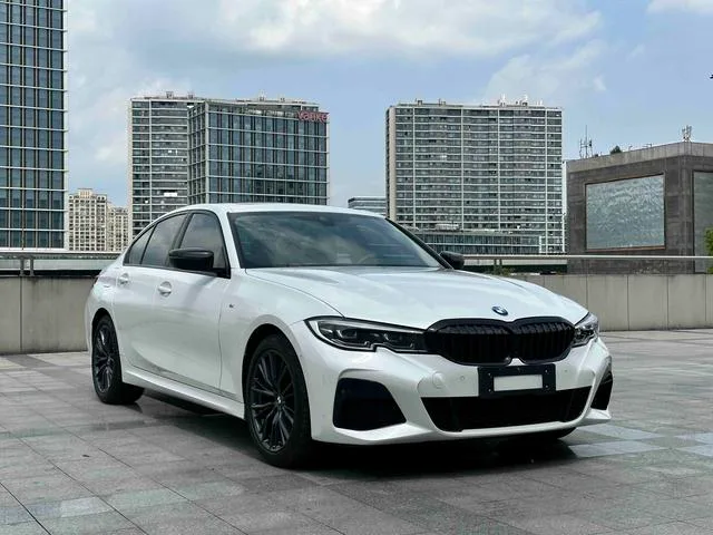 BMW 3 Series 2021 Restyling 325i M Sports Night Suit exterior photo 2 BMW 3 Series 2021 Restyling 325i M Sports Night Suit exterior photo 2