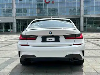 BMW 3 Series 2021 Restyling 325i M Sports Night Suit interior photo 8 BMW 3 Series 2021 Restyling 325i M Sports Night Suit interior photo 8