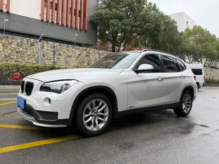 BMW X1 2015 sDrive18i Fashion Upgrade Edition exterior photo 1