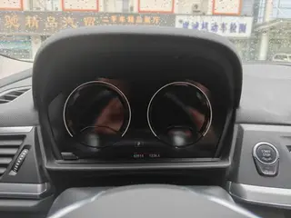 BMW 1 Series 2018 120i Design Suit Type interior photo 8