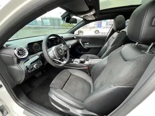 Mercedes-Benz A-Class 2022 Reforma A 200 L Edición de moda de coche deportivo interior foto 10 Mercedes-Benz A-Class 2022 Reforma A 200 L Edición de moda de coche deportivo interior foto 10