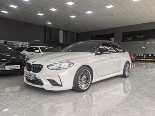 BMW 1 Series 2020 120i M Sports suit exterior photo 1