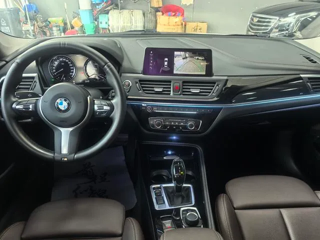 BMW 1 Series 2020 120i M Sports suit interior photo 9