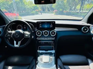Mercedes-Benz GLC 2022 Tres cambios GLC 260 L 4MATIC Dinámico interior foto 10
