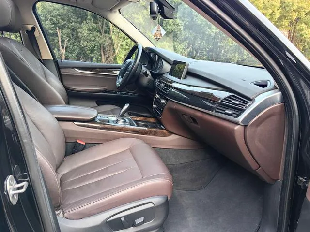 BMW X5 2017 xDrive35i Elegant style exterior photo 3