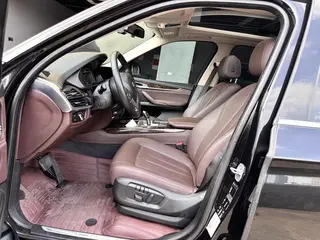 BMW X5 2017 xDrive35i Elegant style interior photo 8