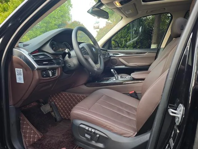 BMW X5 2017 xDrive35i Estilo elegante exterior foto 7